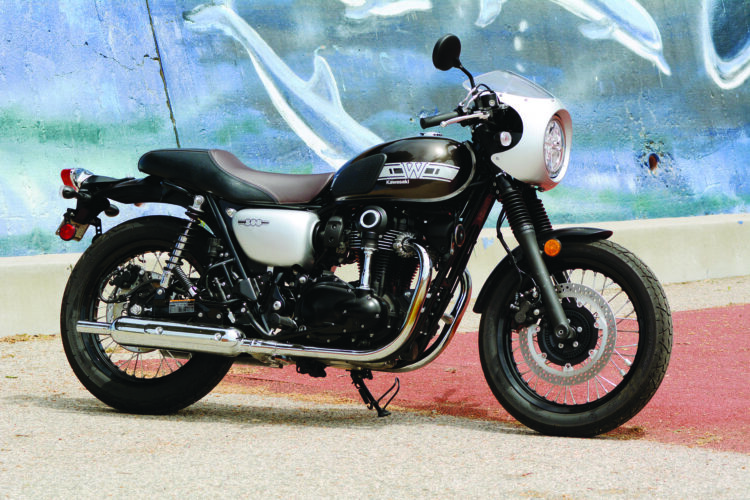 Buzzy Betty: 2019 Kawasaki W800 Cafe